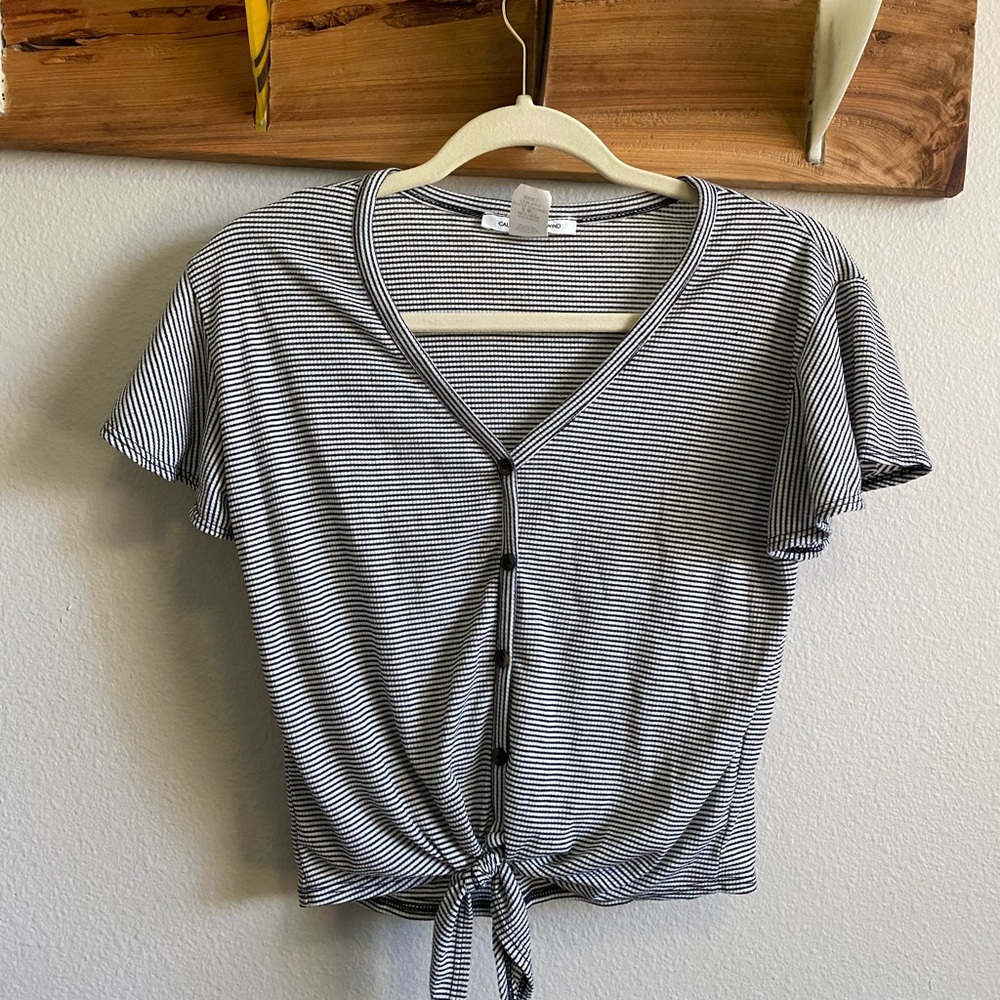 Striped short sleeve top